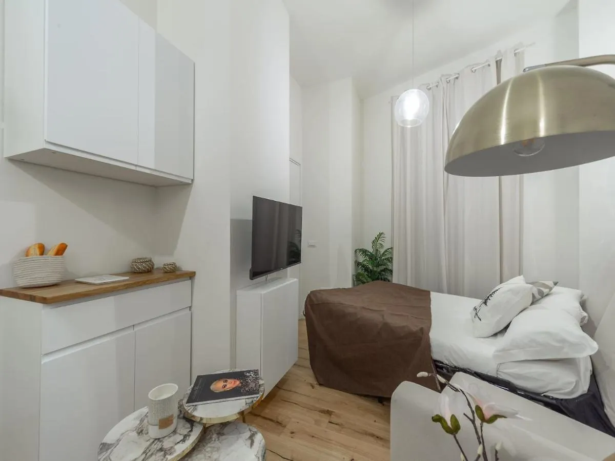 מילאנו The Best Rent - Apartments In Corso Di Porta Vittoria 0*,  איטליה